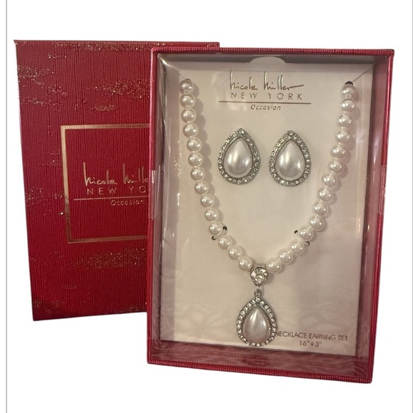 NIB Nicole Miller Occasion Crystal Trim Pearl Pendant Necklacece & Earri… - Picture 1 of 4
